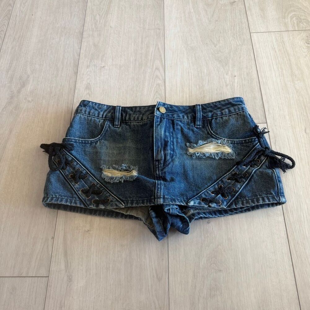 The Kript LACE EM UP DENIM MINI SKORT size s
